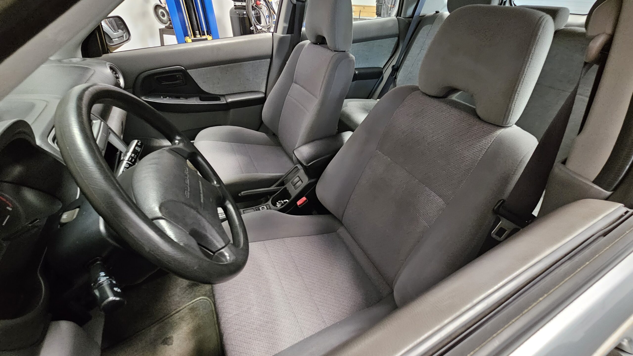 
								2002 Subaru Impreza Outback Sport Wagon full									